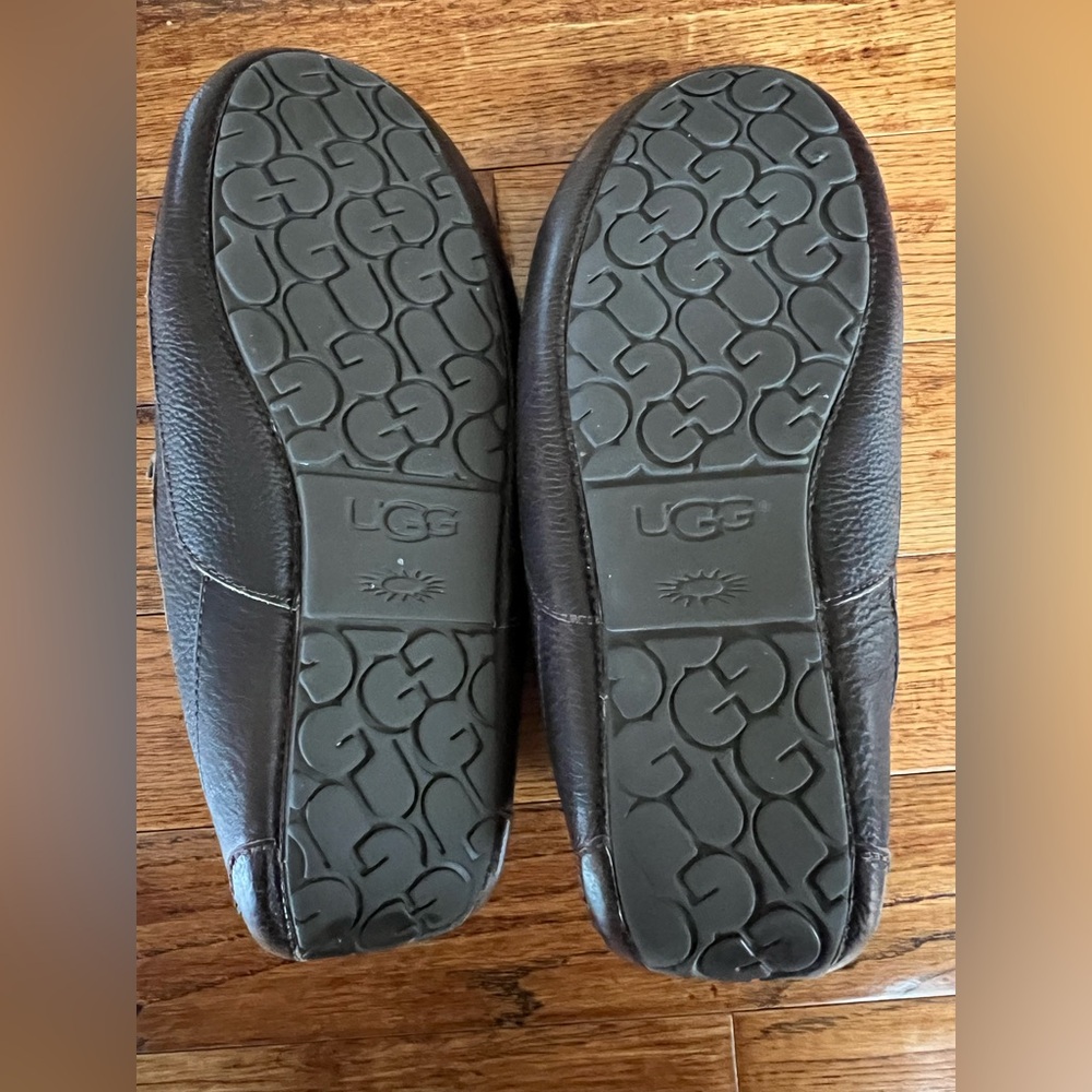 UGG Men's Ascot Loafer Slipper Leather Upper Brown Size 13 EE (Extra Wide) - Picture 6 of 14